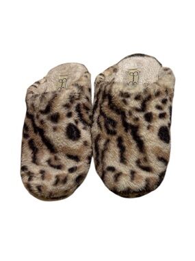 Jessica Simpson Leopard Print Memory Foam Faux Fur House Shoes Slippers